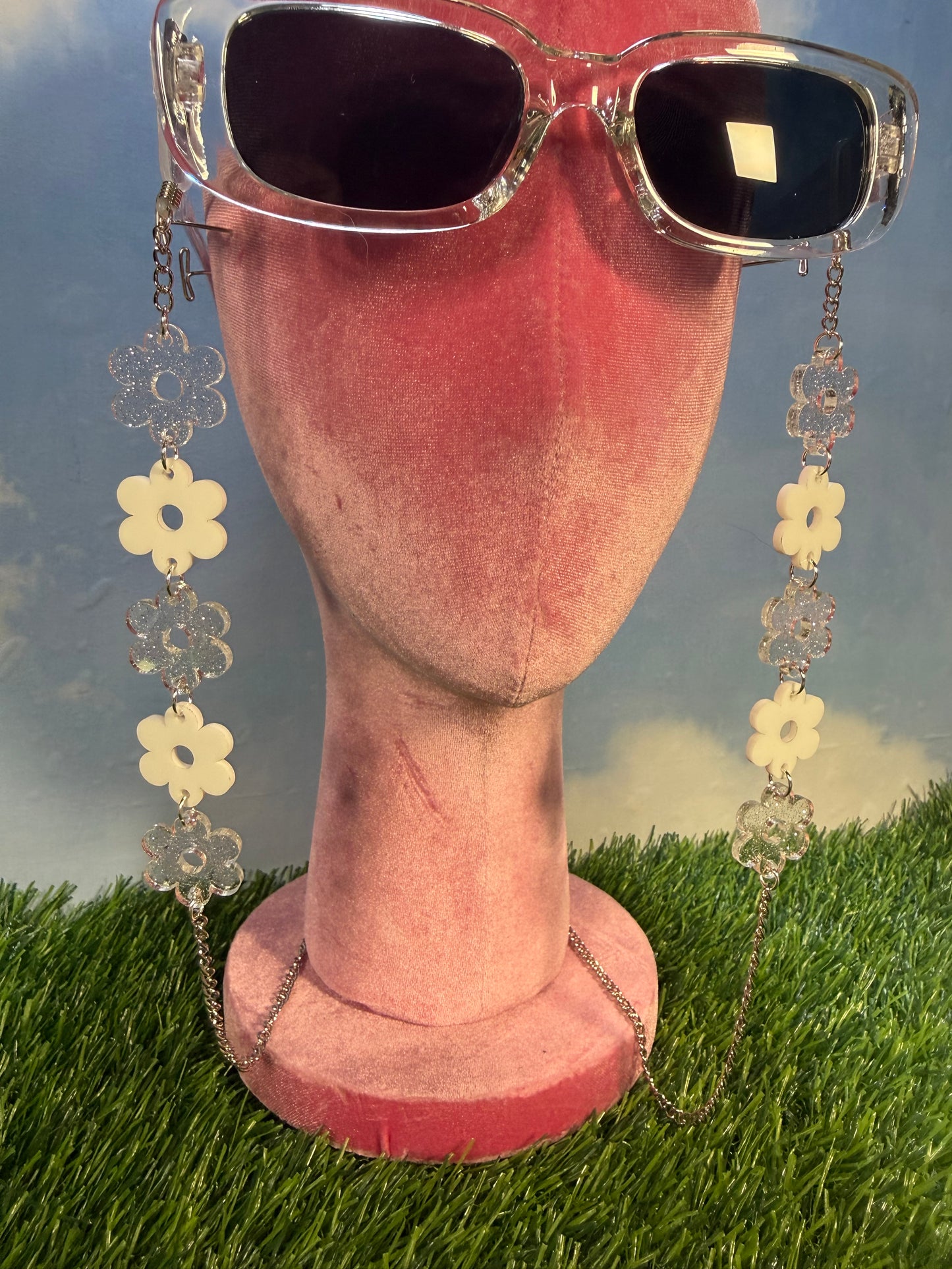 White Flower Sunglasses Chain