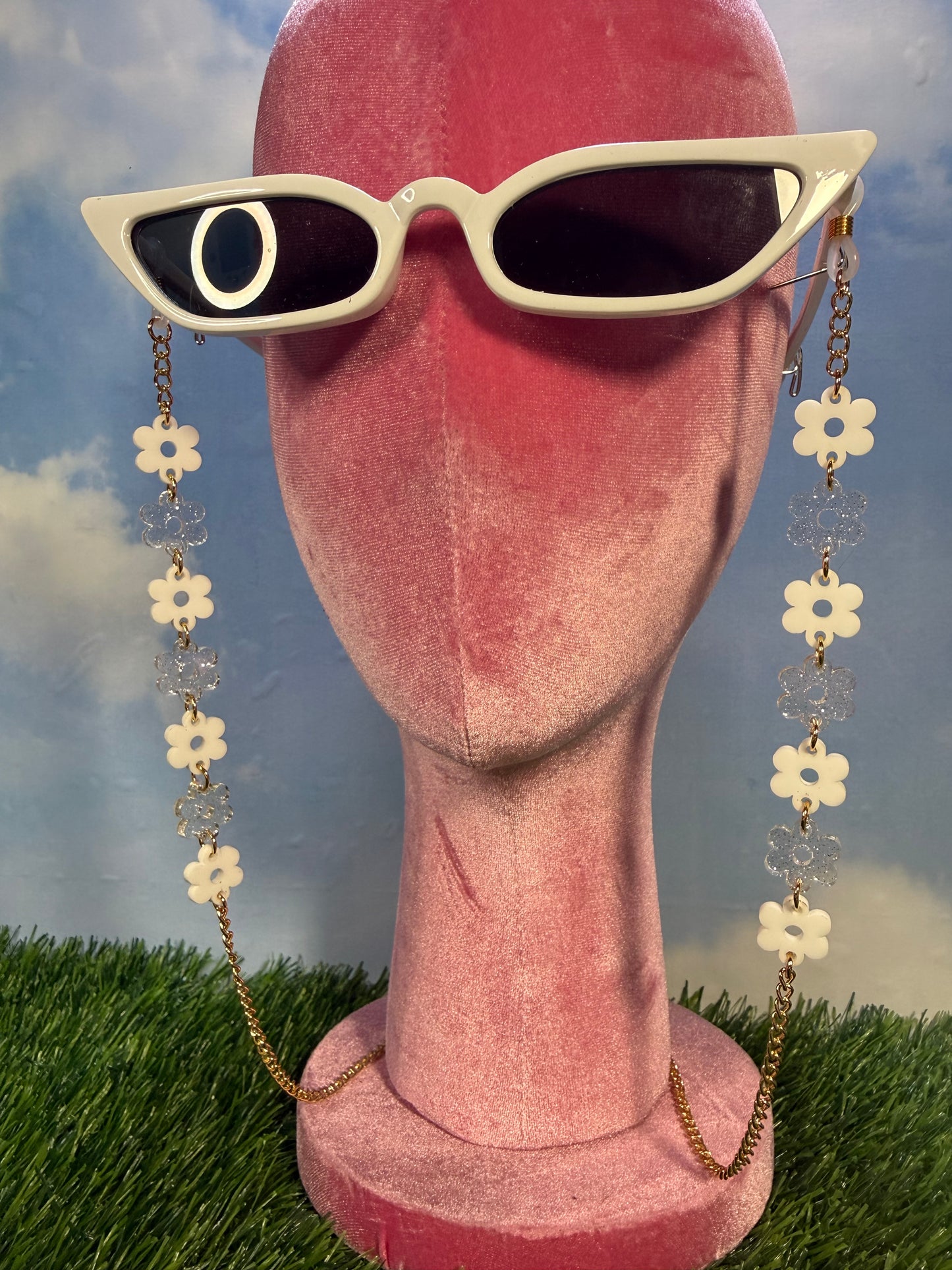 White Flower Sunglasses Chain