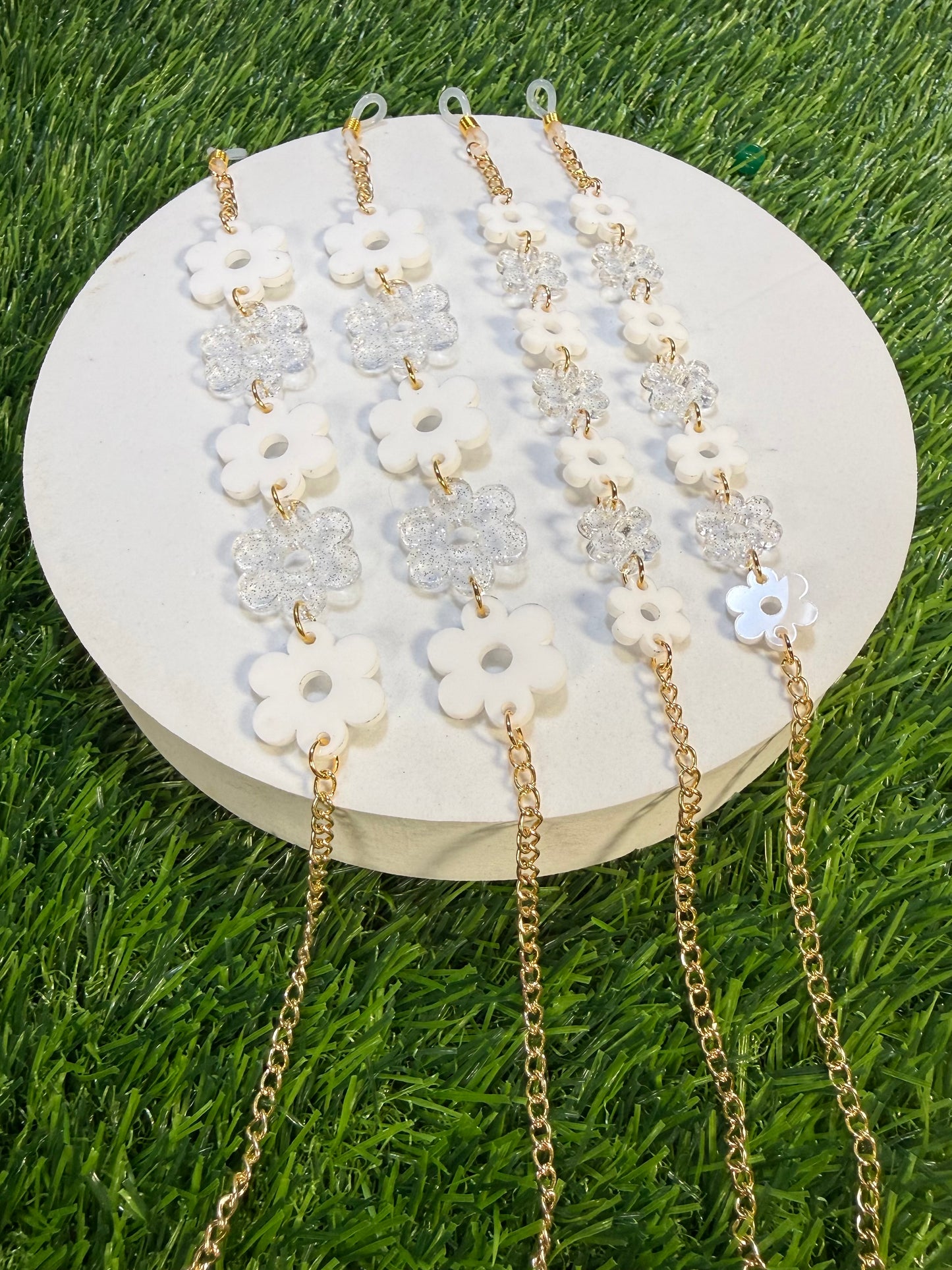 White Flower Sunglasses Chain