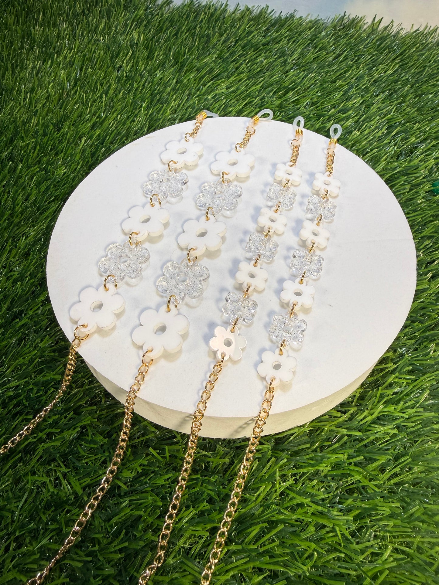 White Flower Sunglasses Chain