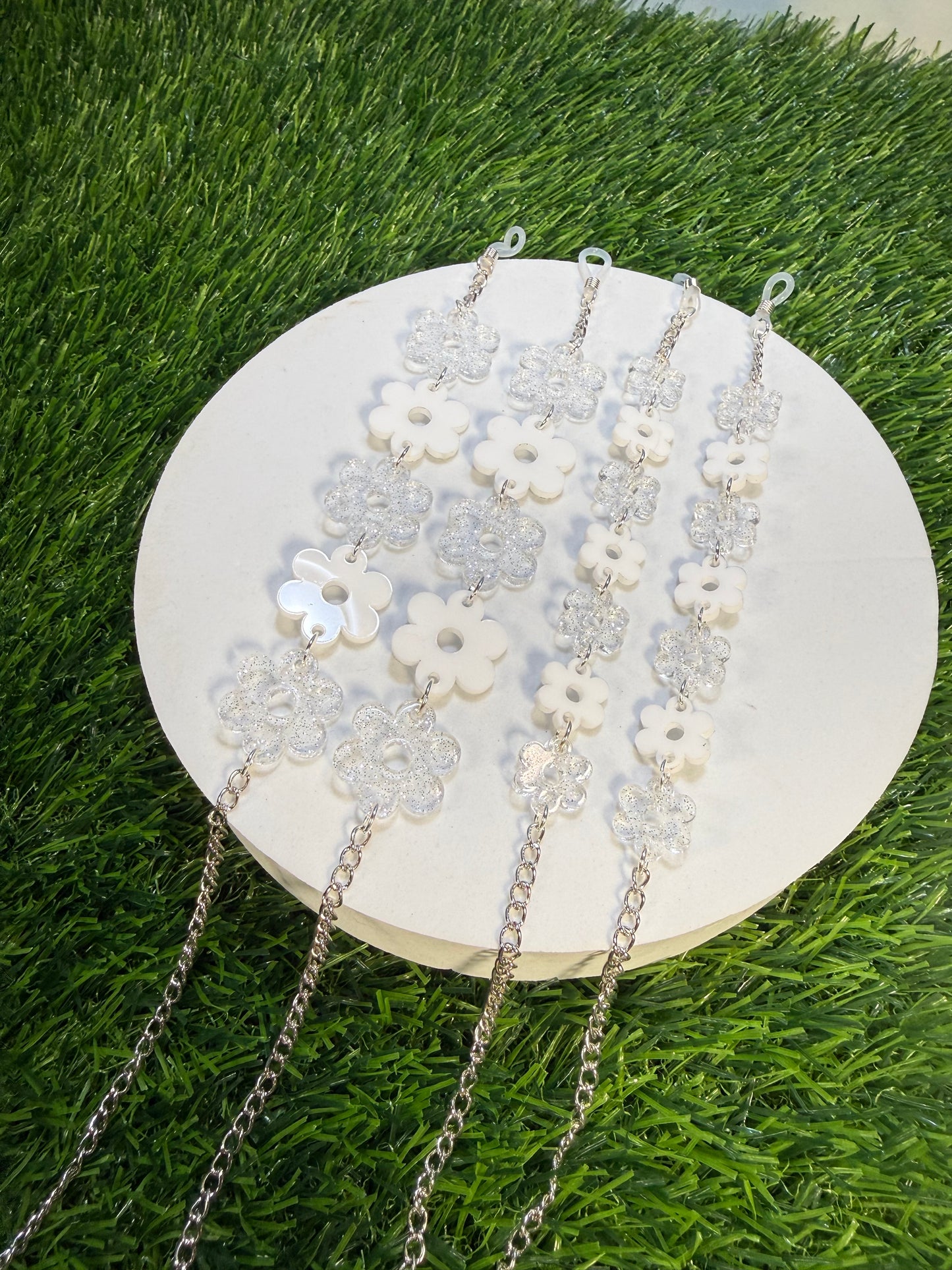 White Flower Sunglasses Chain