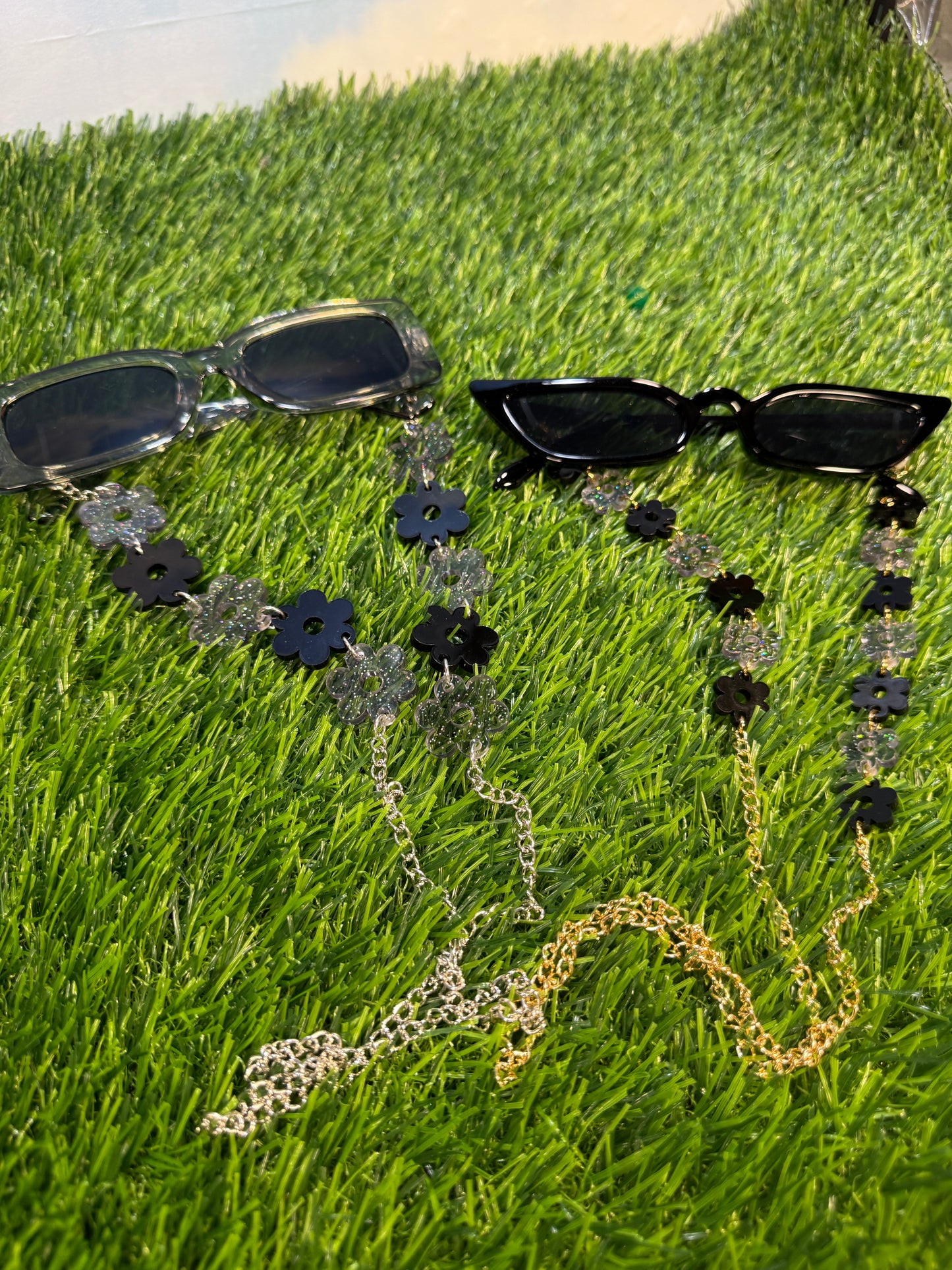 Black Flower Sunglasses Chain