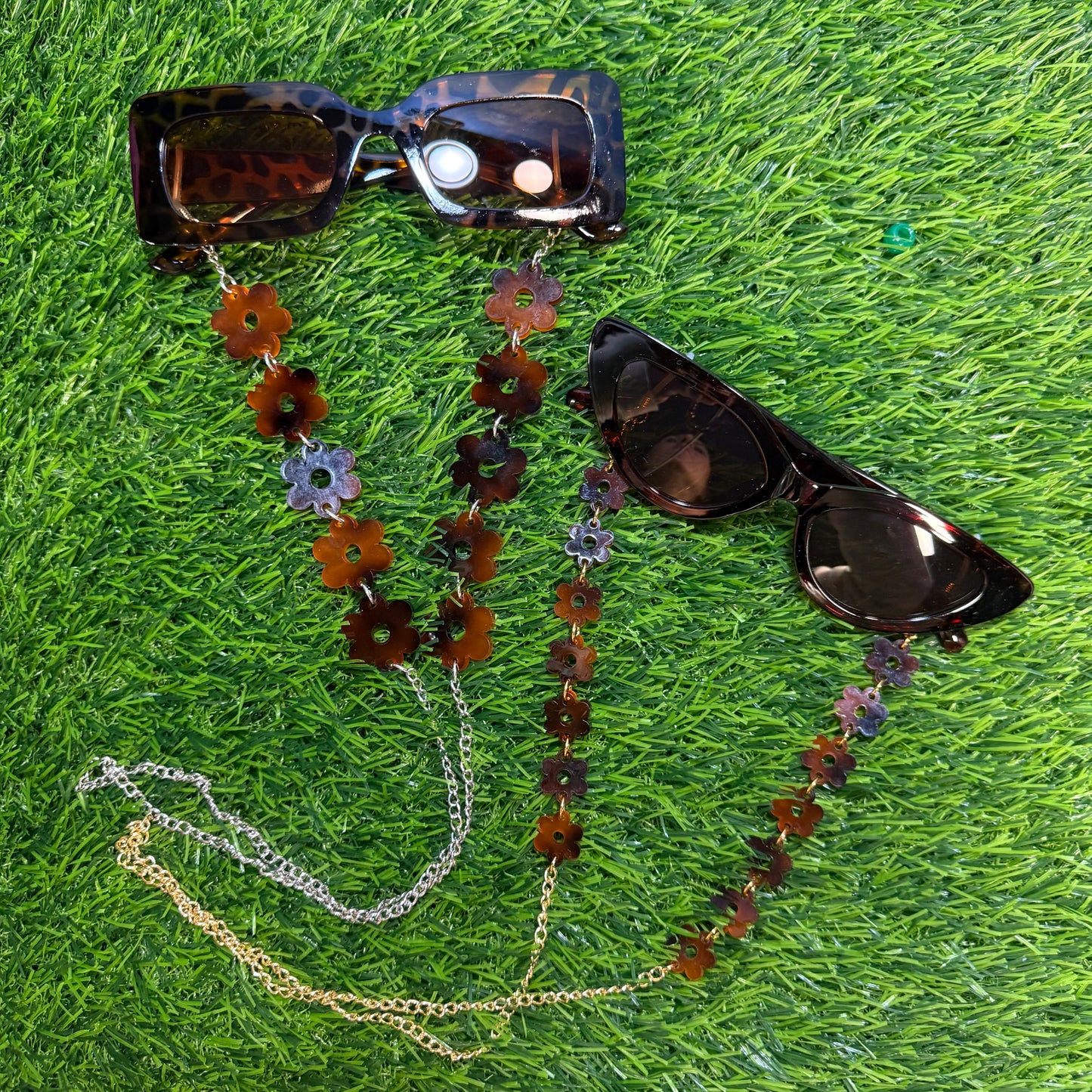 Tortoise Shell Flower Sunglasses Chain