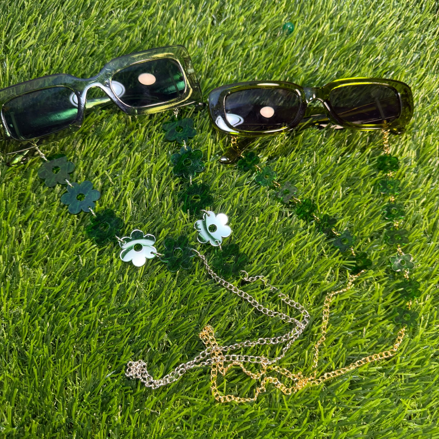 Dark Green Flower Sunglasses Chain