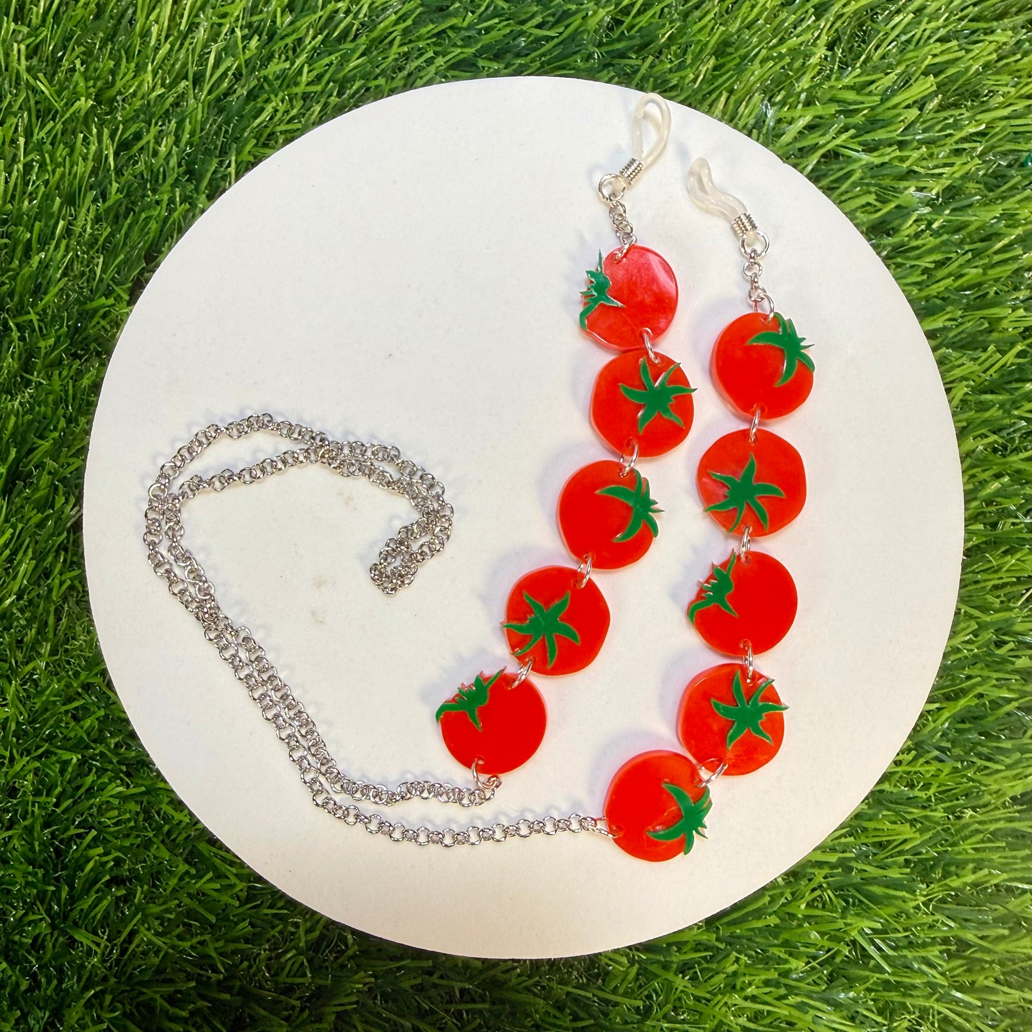 Tomato Sunglasses Chain