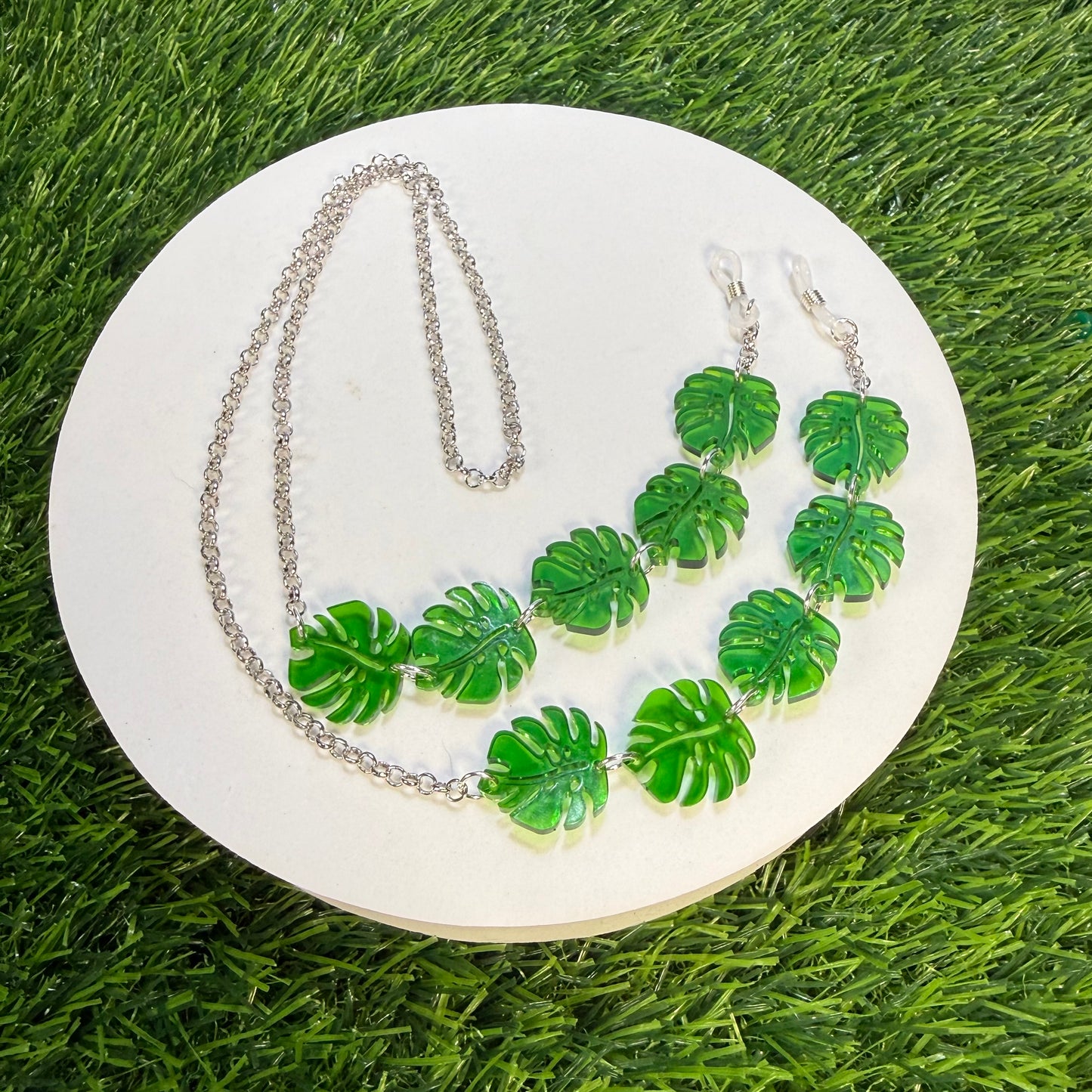 Monstera Sunglasses Chain