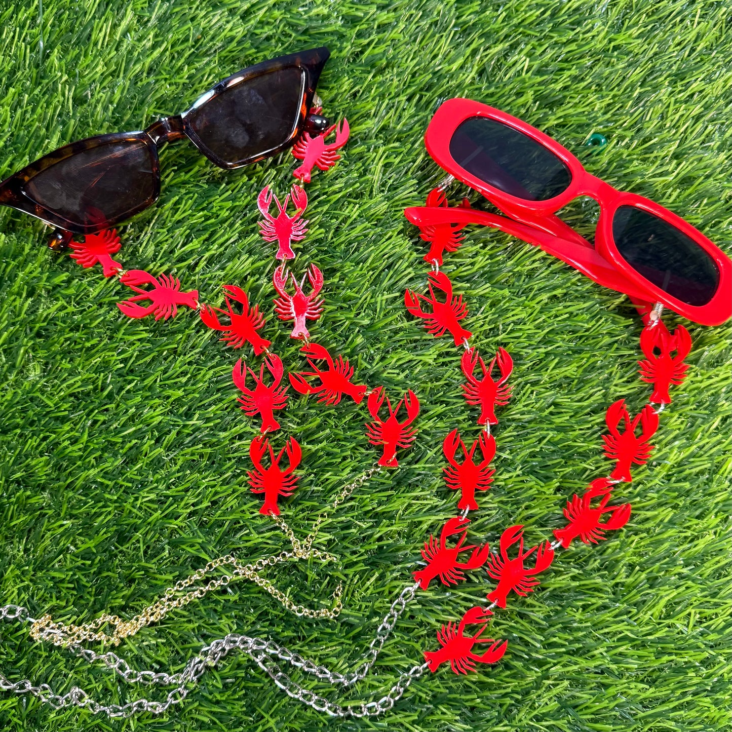 Red Crawfish Sunglasses Chain