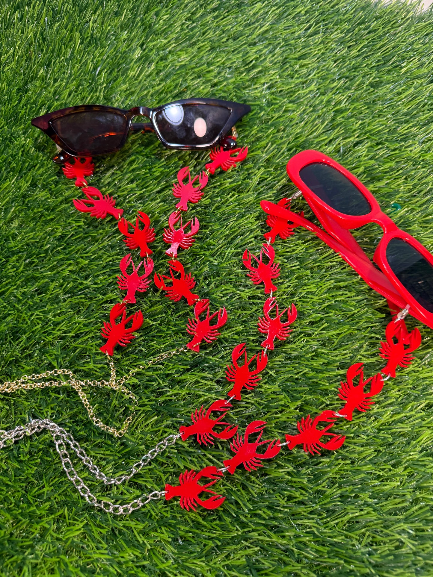 Red Crawfish Sunglasses Chain
