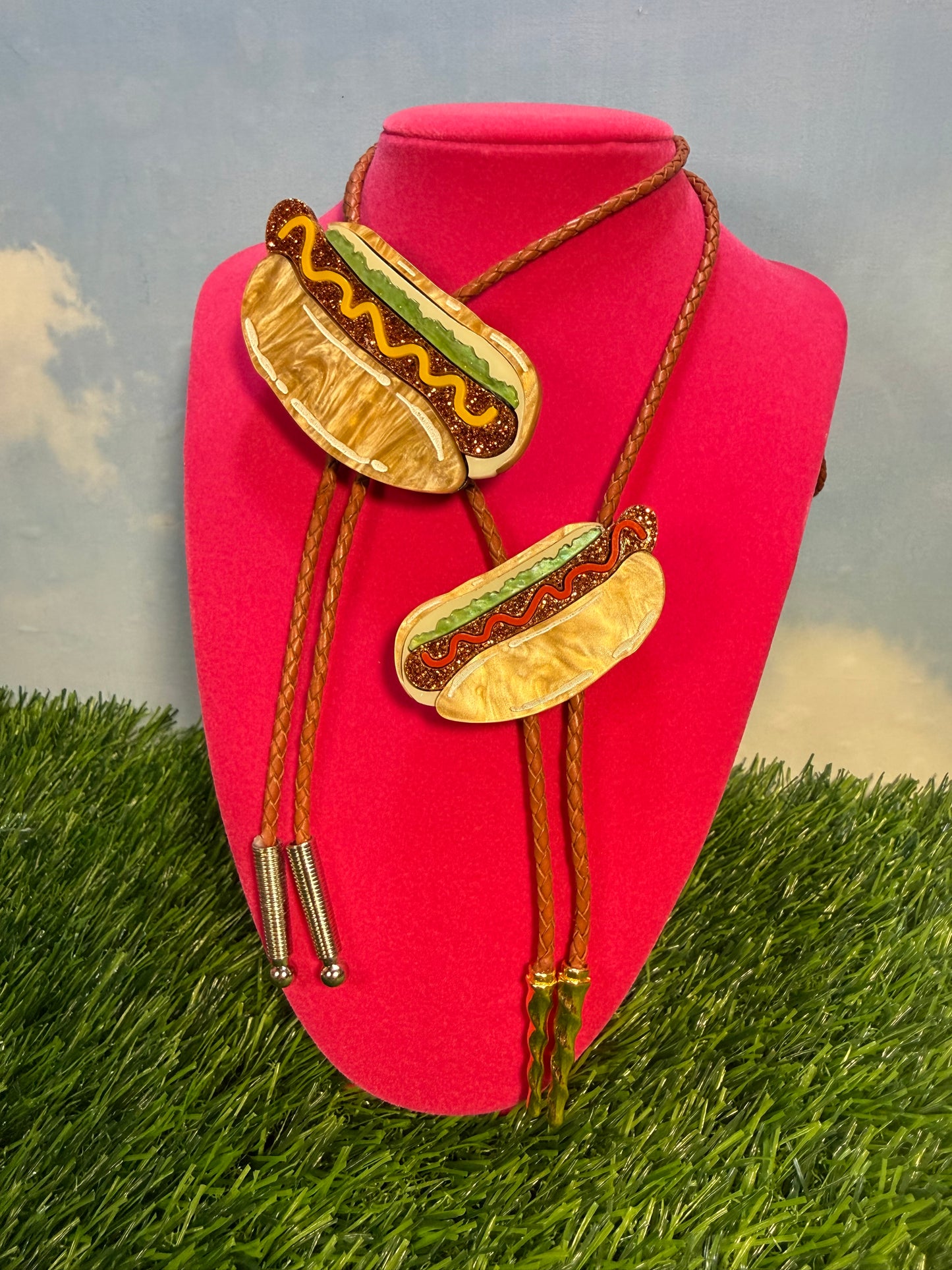 Hot Dog Bolo Tie - Ketchup