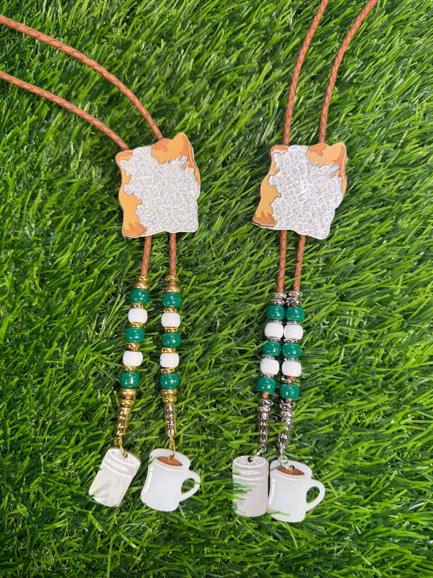 Beignet Bolo Tie - Green Beads and Charms