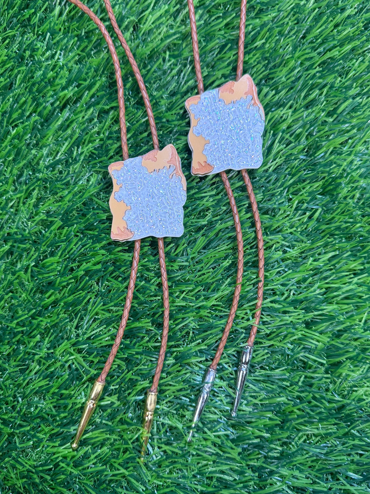 Beignet Bolo Tie - No Beads