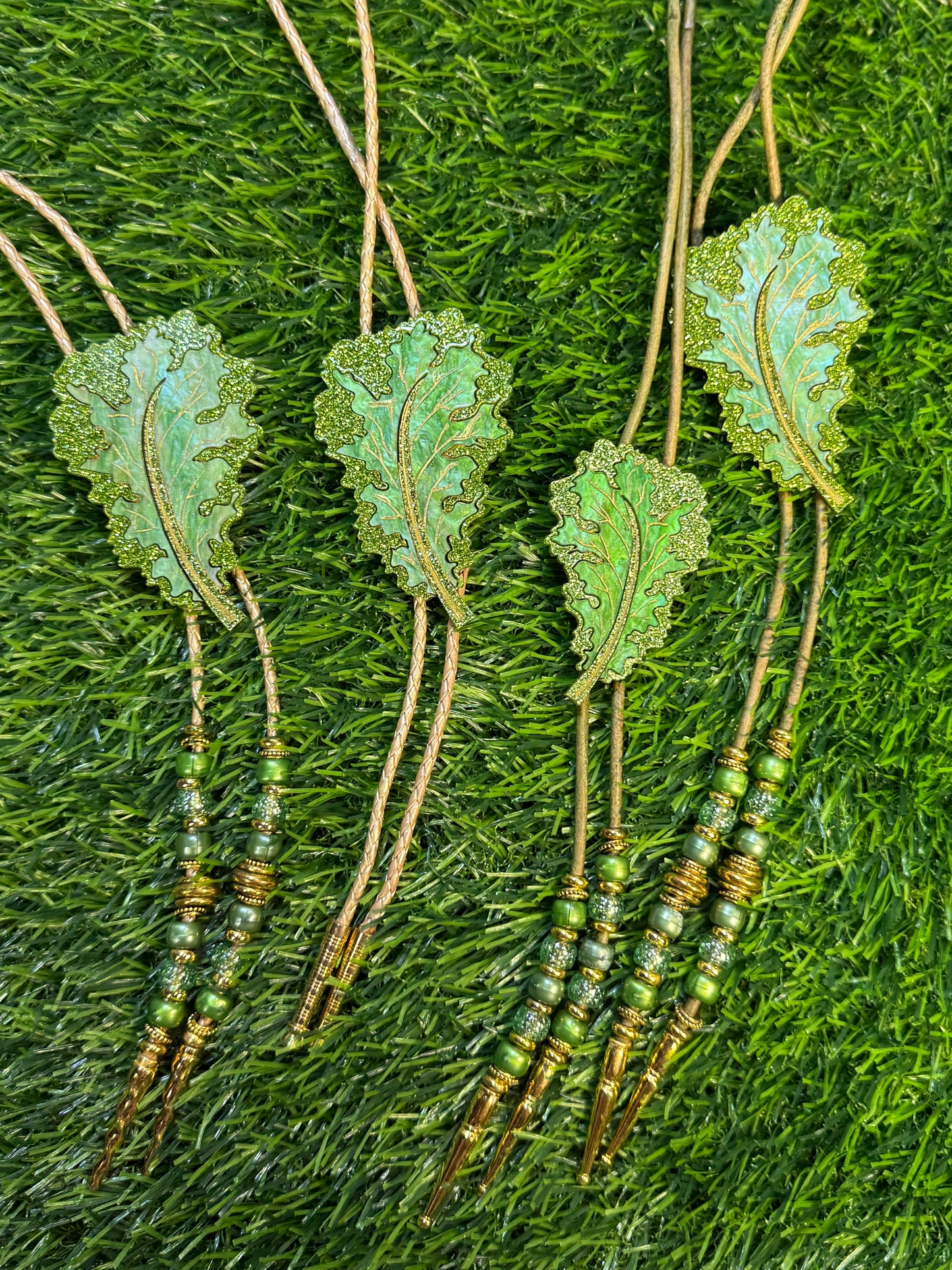 Leafy Green Bolo Tie