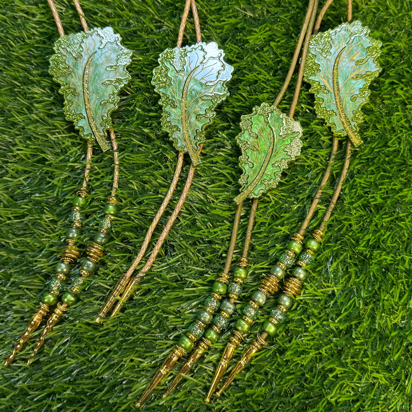 Leafy Green Bolo Tie